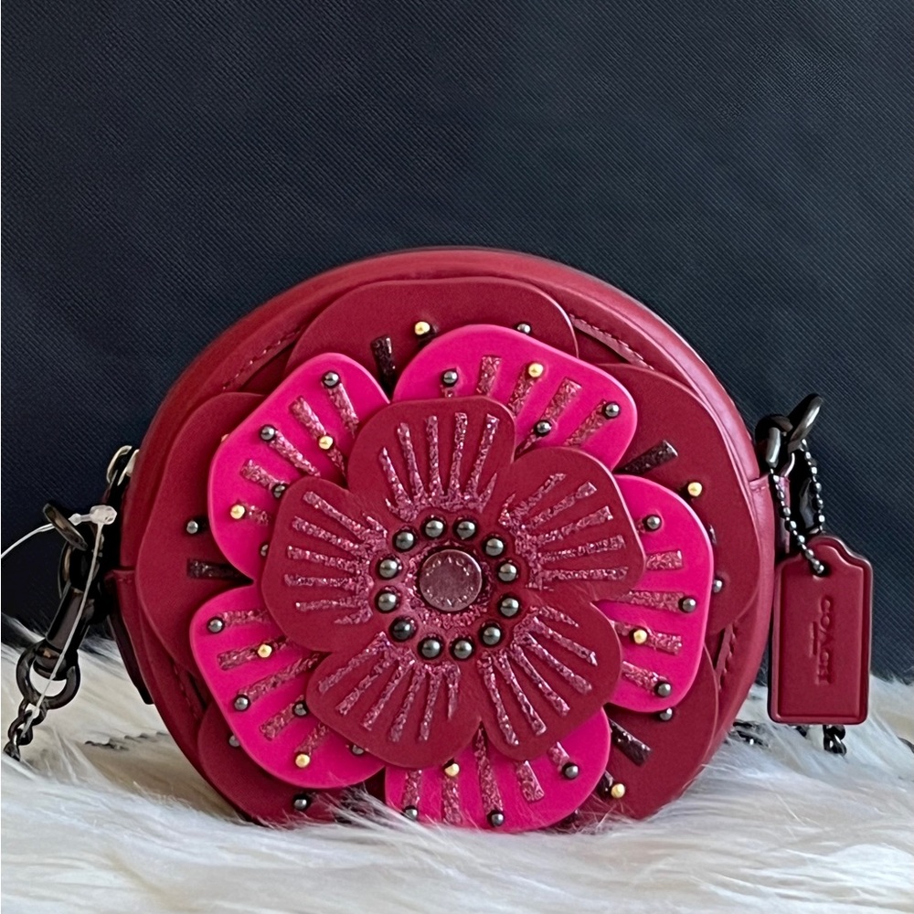 CE782 - Coach Tea Rose Crossbody
